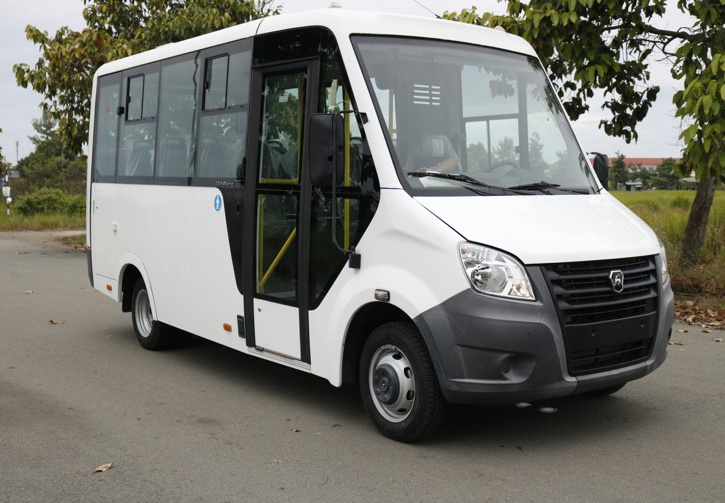 Gaz 19 Chỗ - http://marketing.udtrucks.com.vn/file/gaz/gaz-19-cho/photo/_MG_1244low.jpg