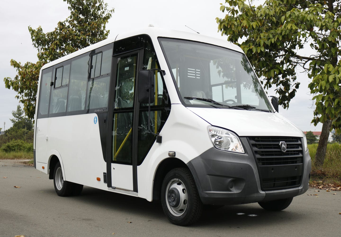 Gaz 19 Chỗ - http://marketing.udtrucks.com.vn/file/gaz/gaz-19-cho/photo/_MG_1245low.jpg