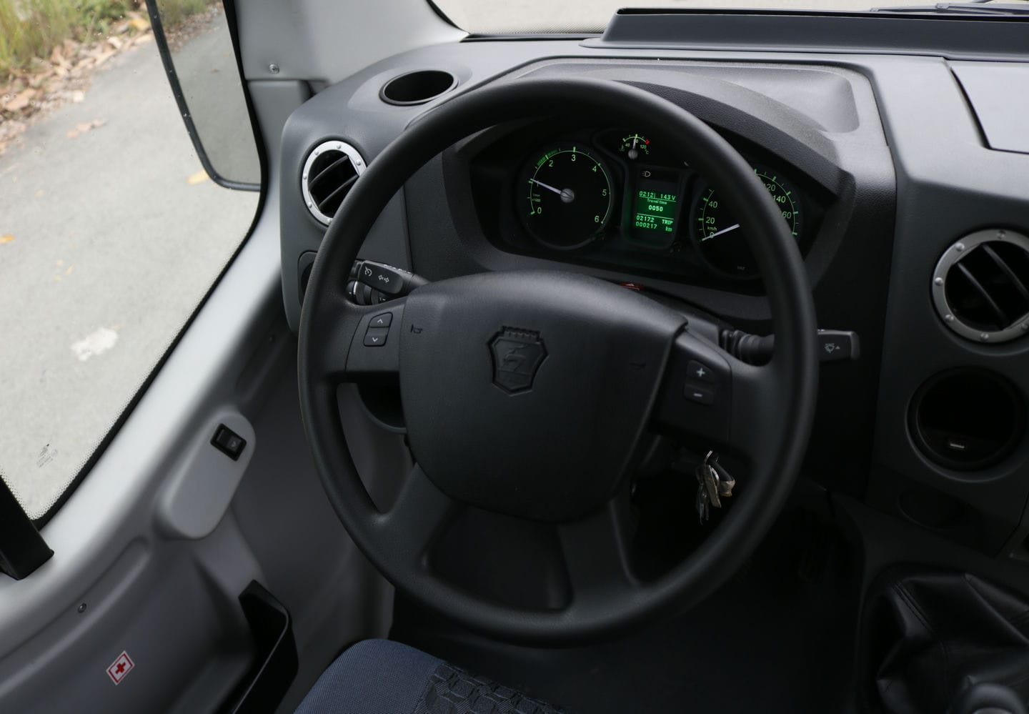 Gaz 19 Chỗ - http://marketing.udtrucks.com.vn/file/gaz/gaz-19-cho/photo/_MG_1283low.jpg