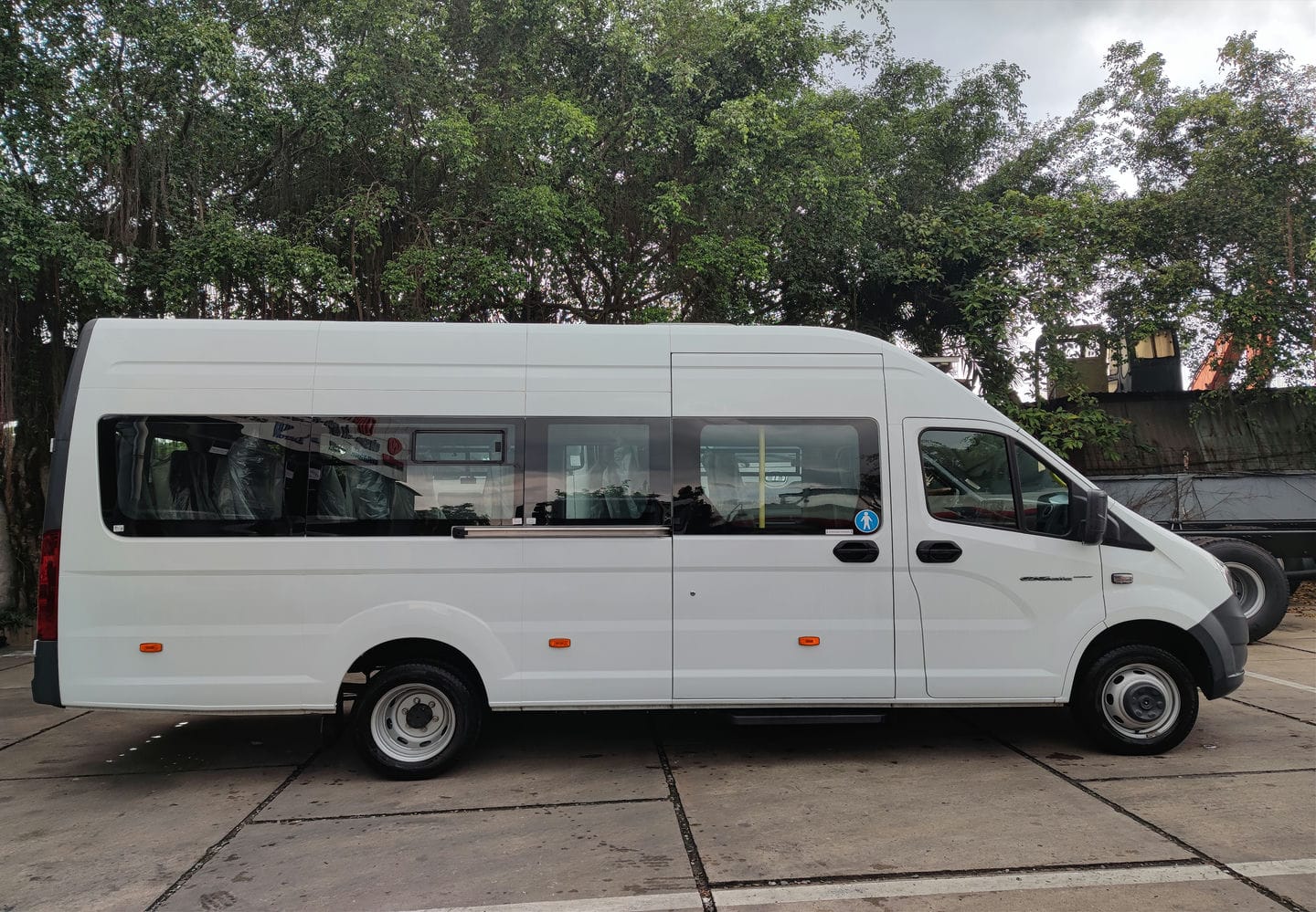 Gaz 20 Chỗ - http://marketing.udtrucks.com.vn/file/gaz/gaz-20-cho/photo/IMG_20220920_100143low.jpg