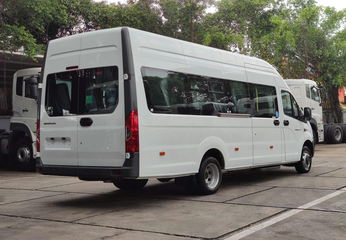 Gaz 20 Chỗ - http://marketing.udtrucks.com.vn/file/gaz/gaz-20-cho/photo/IMG_20220920_100156low.jpg