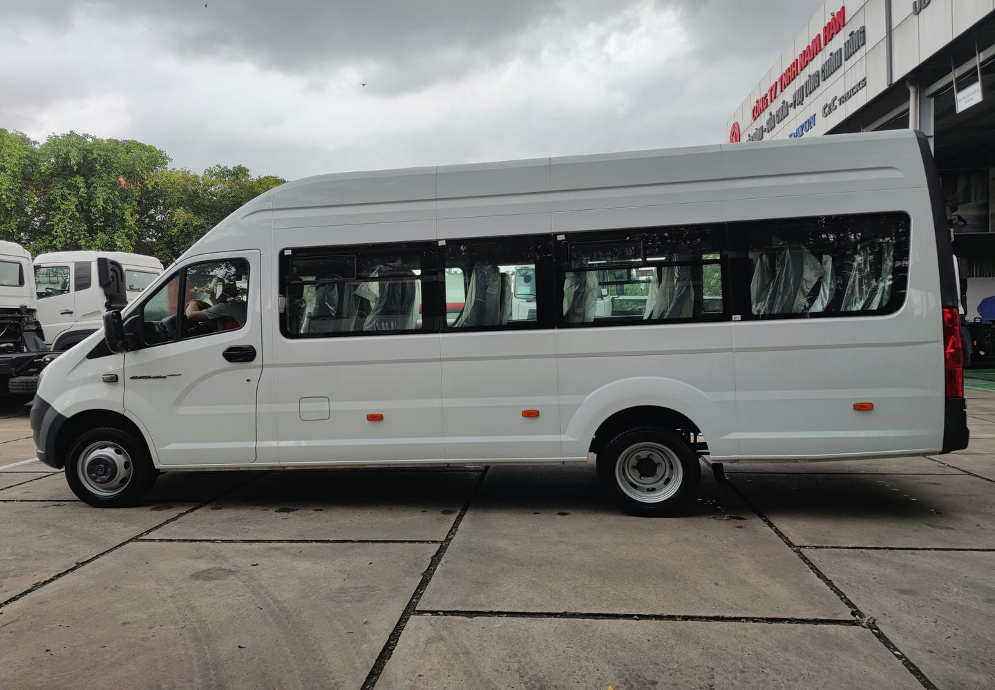 Gaz 20 Chỗ - http://marketing.udtrucks.com.vn/file/gaz/gaz-20-cho/photo/IMG_20220920_100301low.jpg