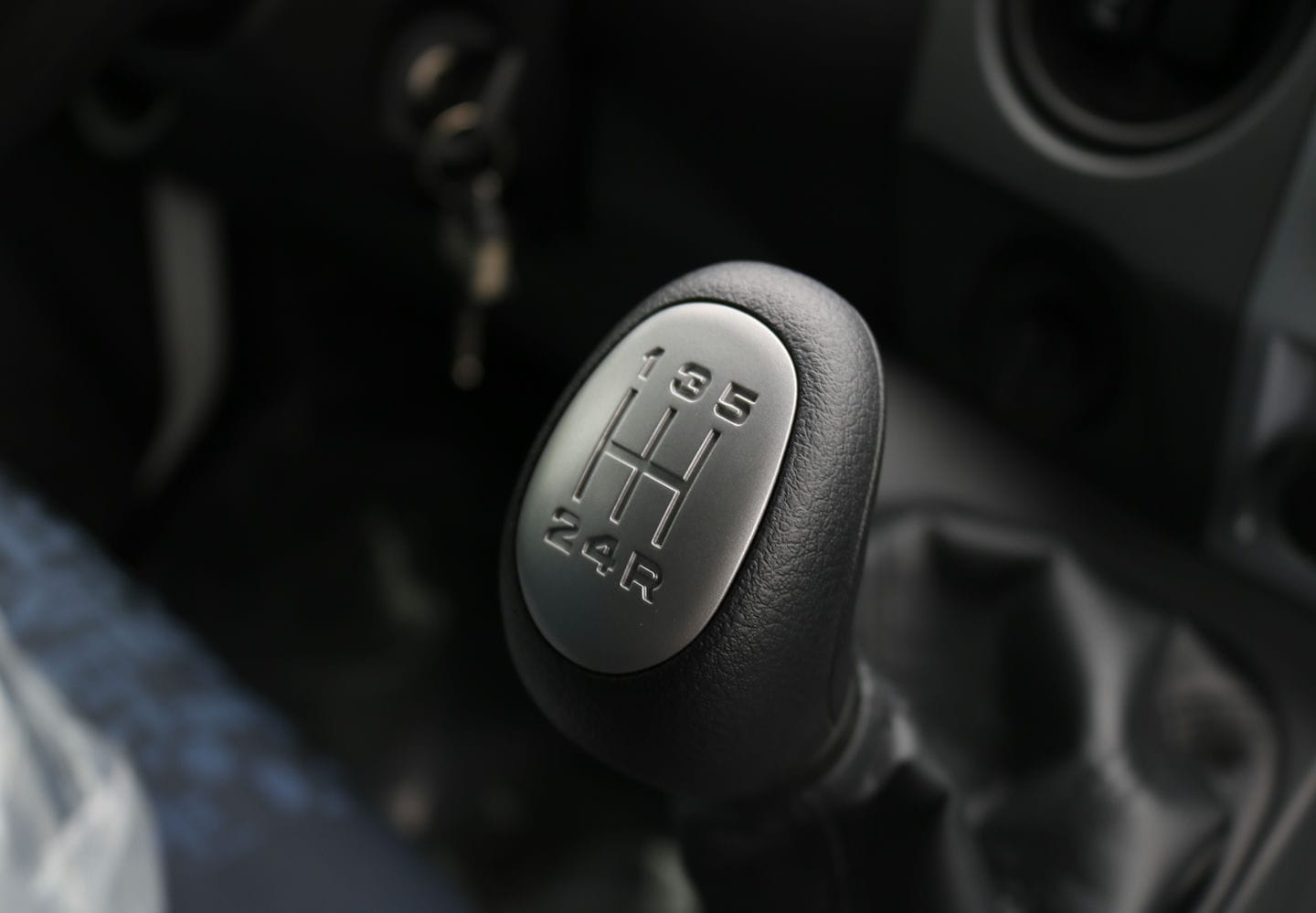 Gaz 20 Chỗ - http://marketing.udtrucks.com.vn/file/gaz/gaz-20-cho/photo/_MG_1306low.jpg