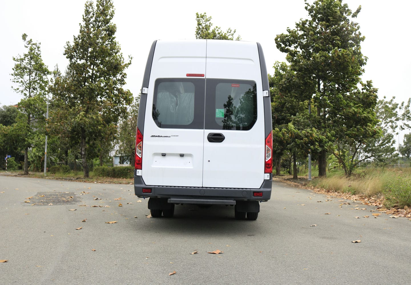 Gaz 20 Chỗ - http://marketing.udtrucks.com.vn/file/gaz/gaz-20-cho/photo/_MG_1313low.jpg