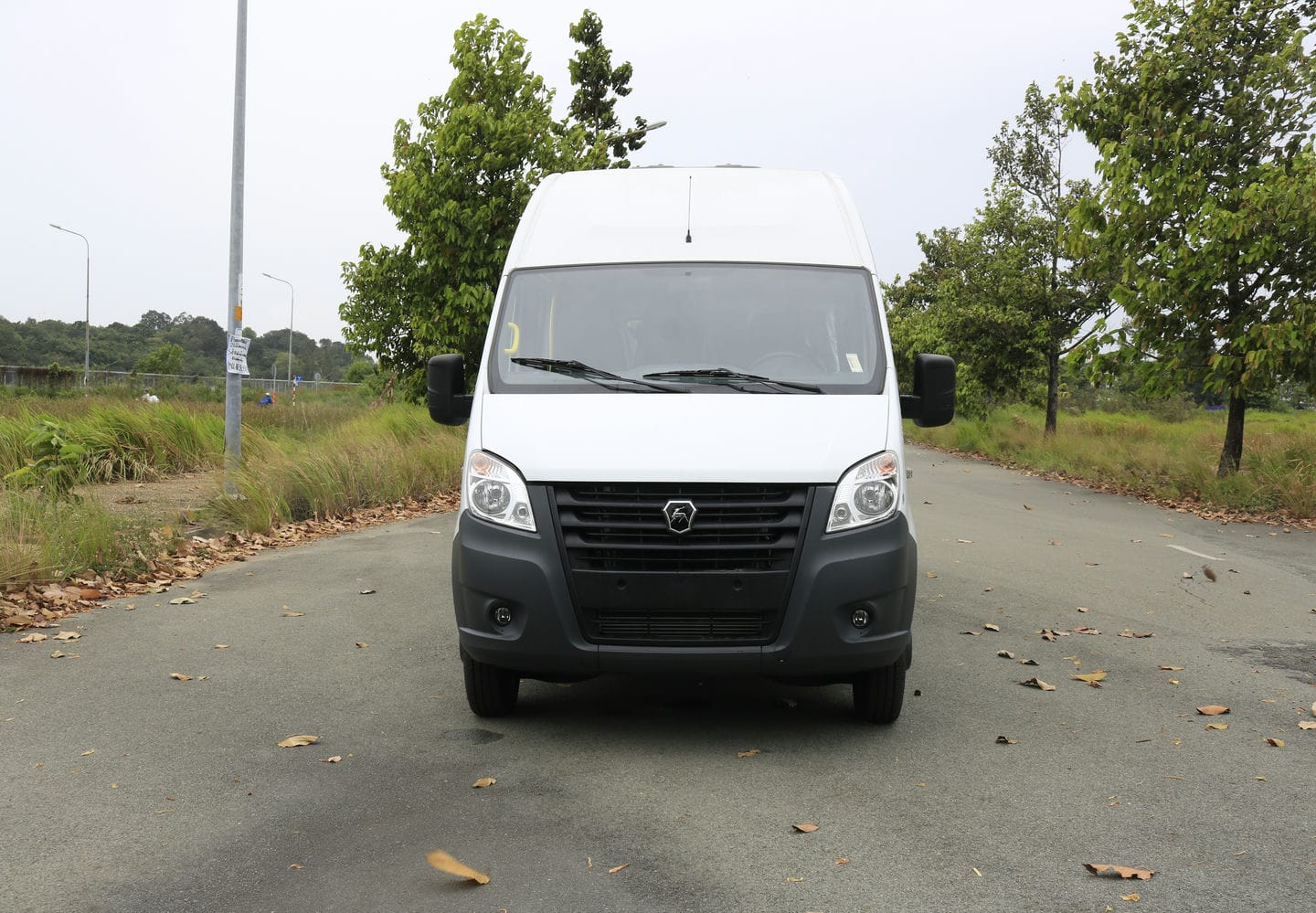 Gaz 20 Chỗ - http://marketing.udtrucks.com.vn/file/gaz/gaz-20-cho/photo/_MG_1324low.jpg