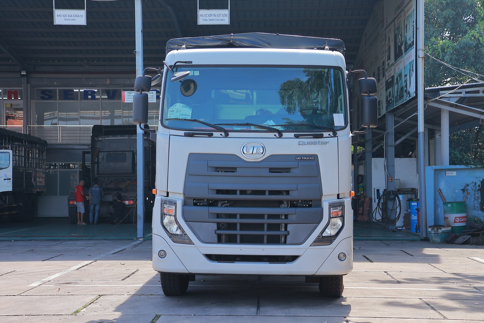 6x2 CDE 280 TMB IN - http://marketing.udtrucks.com.vn/file/udtrucks/CDE-280/TMB-Inox/photo/IMG_0937.jpg