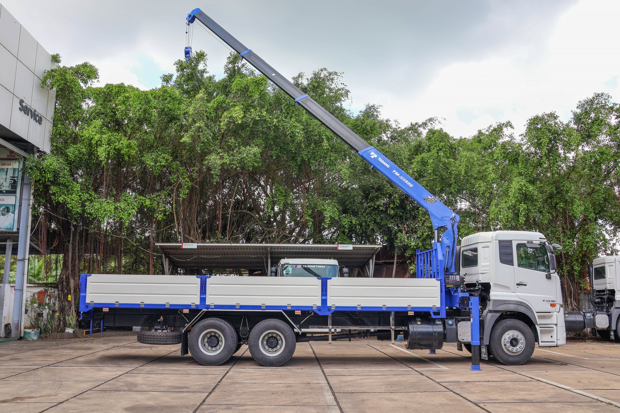Cẩu Tadano 6x2 CDE 280 TL - http://marketing.udtrucks.com.vn/file/udtrucks/CDE-280/Tadano/photo/IMG_3301.jpg