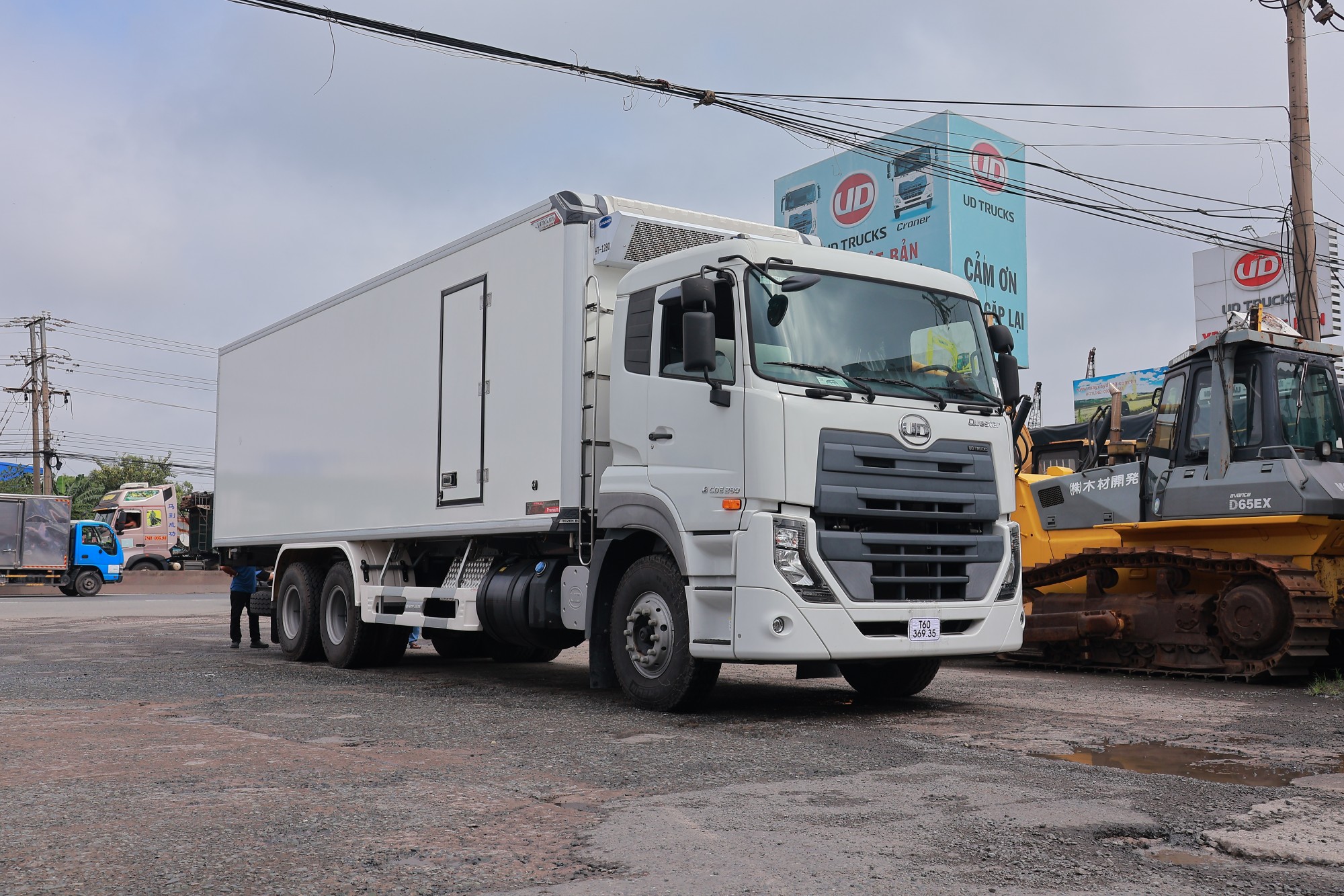 Thùng Đông Lạnh 6x2 CDE 280 Huabon