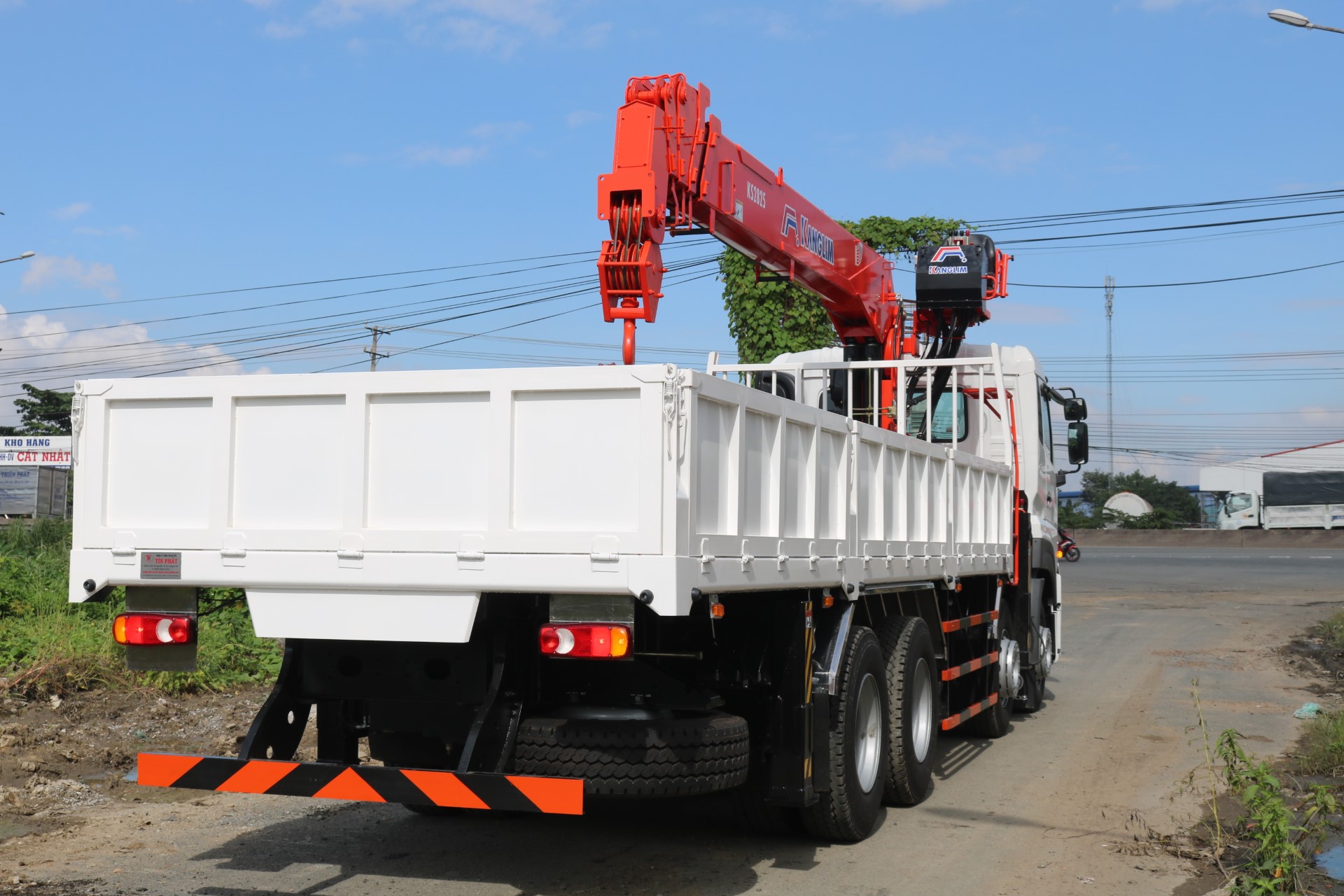 Tải Cẩu 8x4 CGE 350 KangLim - http://marketing.udtrucks.com.vn/file/udtrucks/CGE-350/Kanglim/photo/IMG_0641.jpg