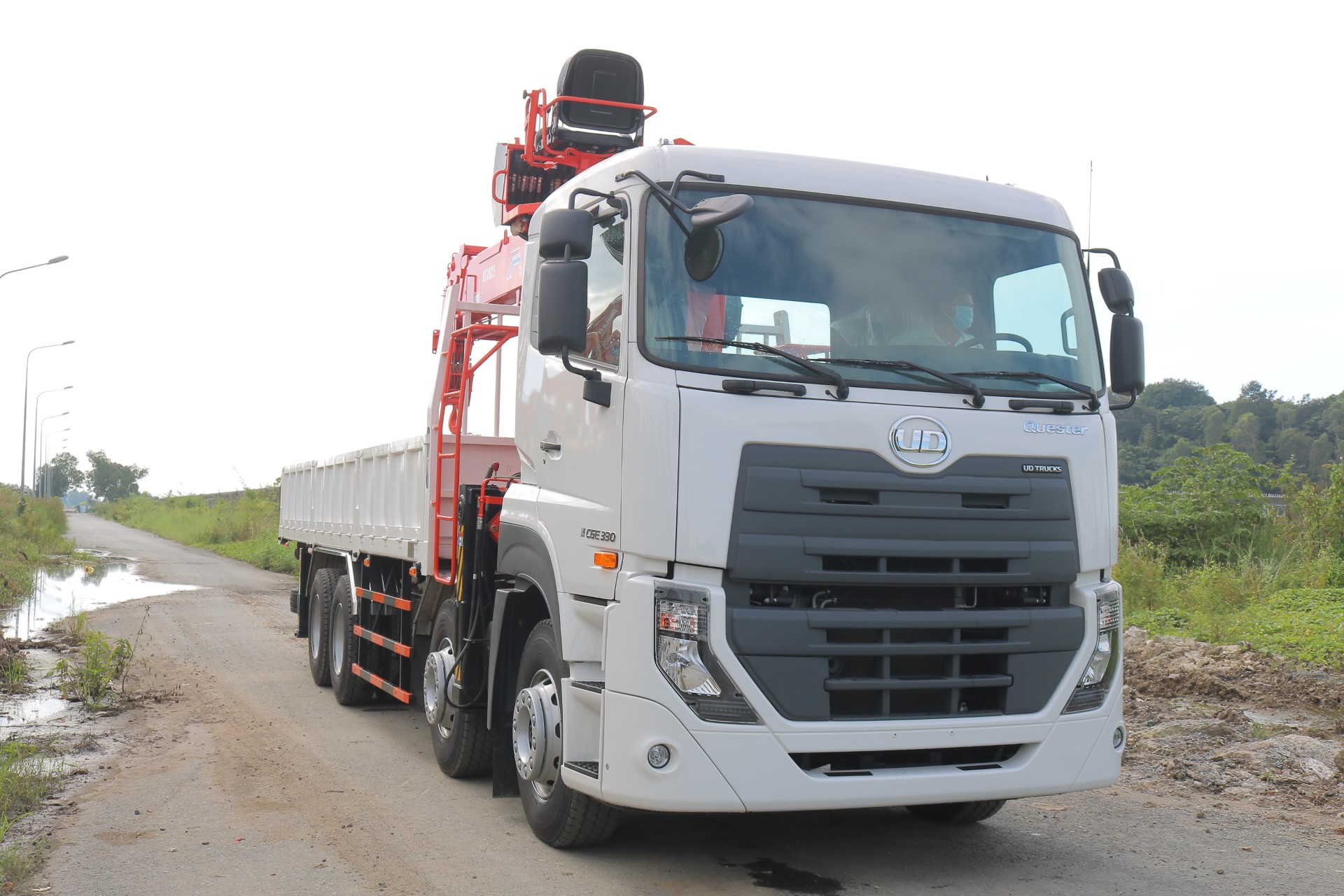 Tải Cẩu 8x4 CGE 350 KangLim - http://marketing.udtrucks.com.vn/file/udtrucks/CGE-350/Kanglim/photo/IMG_0648.jpg