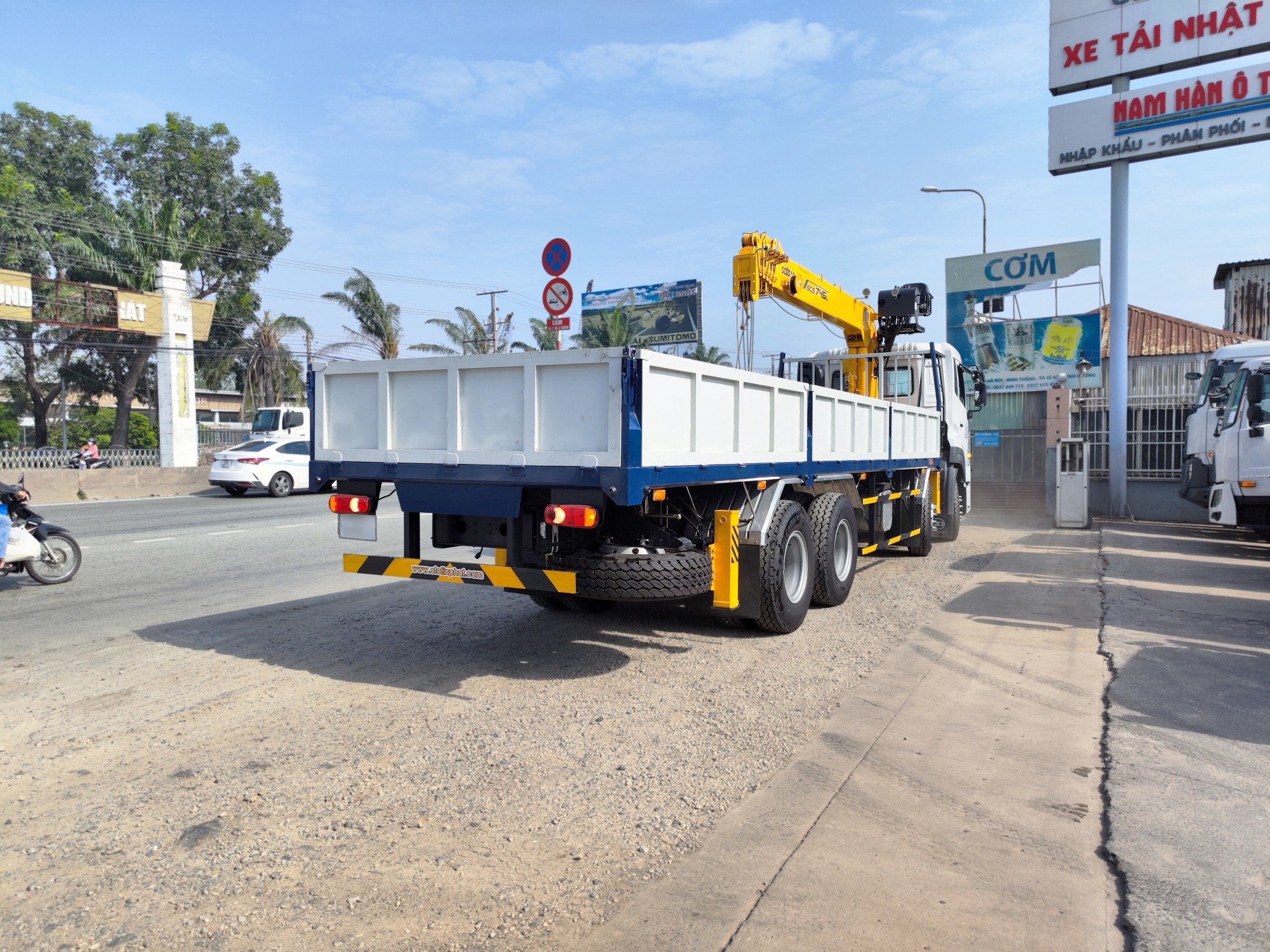 Cẩu SOOSAN 8x4 CGE 350 - http://marketing.udtrucks.com.vn/file/udtrucks/CGE-350/Soosan/photo/6.jpg