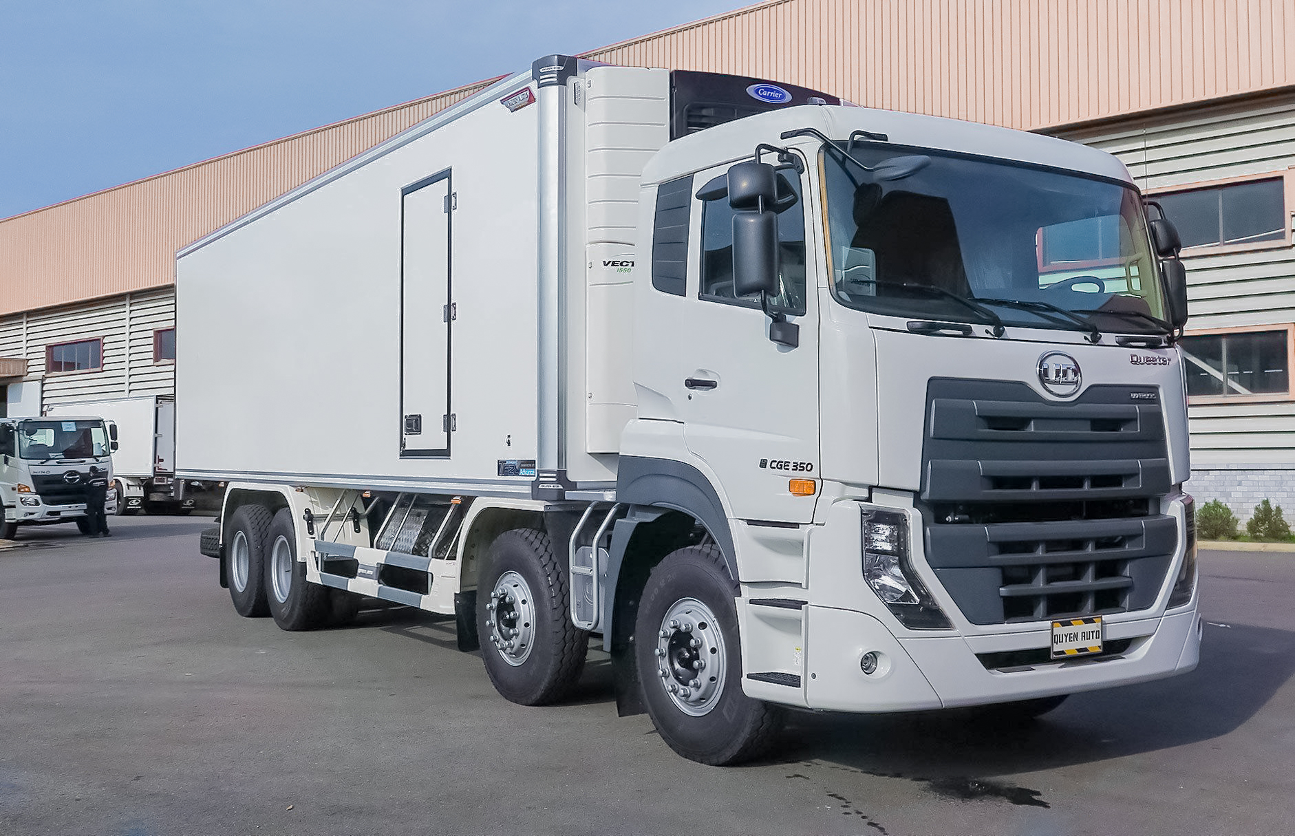 Thùng Đông Lạnh 8x4 CGE 350 Carrier - http://marketing.udtrucks.com.vn/file/udtrucks/CGE-350/TDL-Quyen-Carrier/photo/1.jpg