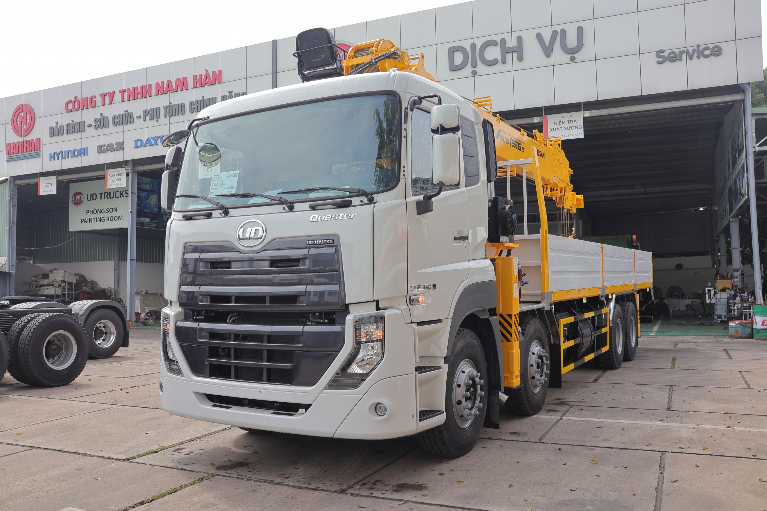 8x4 CGE 350 Soosan SCS1516S 2026 - http://marketing.udtrucks.com.vn/file/udtrucks/CGE-350/v2026-Soosan-SCS1516S/photo/img_6050.jpg