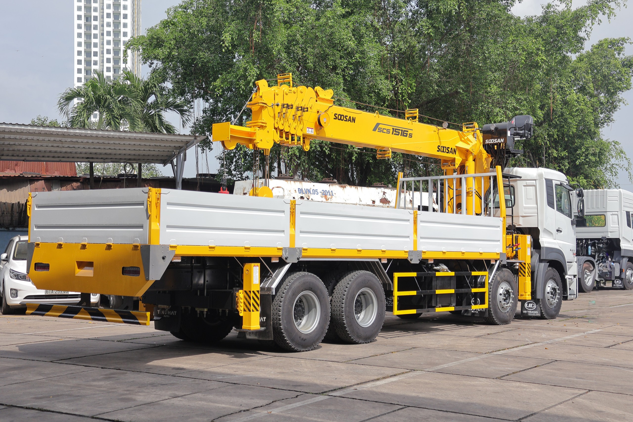 8x4 CGE 350 Soosan SCS1516S 2026 - http://marketing.udtrucks.com.vn/file/udtrucks/CGE-350/v2026-Soosan-SCS1516S/photo/img_6056.jpg