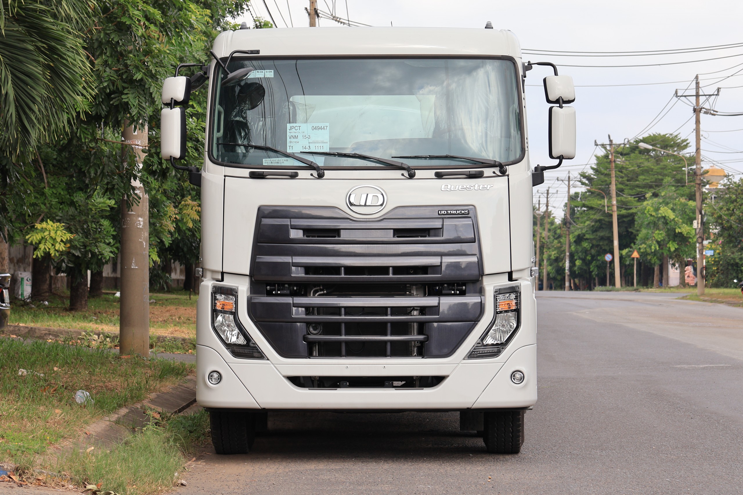 8x4 CGE 350 Xitec 22m³ IMAE - http://marketing.udtrucks.com.vn/file/udtrucks/CGE-350/v2026-xitec-22m3/photo/img_5956.jpg