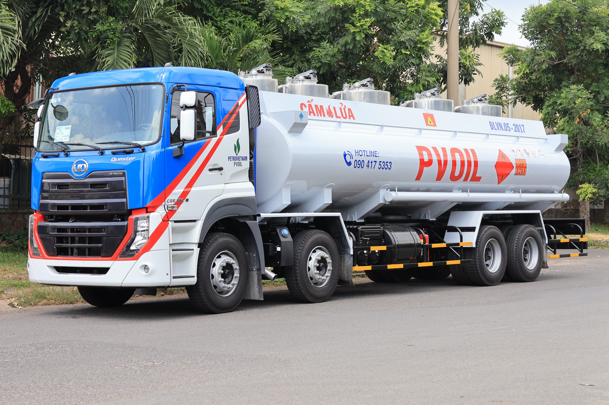 8x4 CGE 350 Xitec 24m³ IMAE