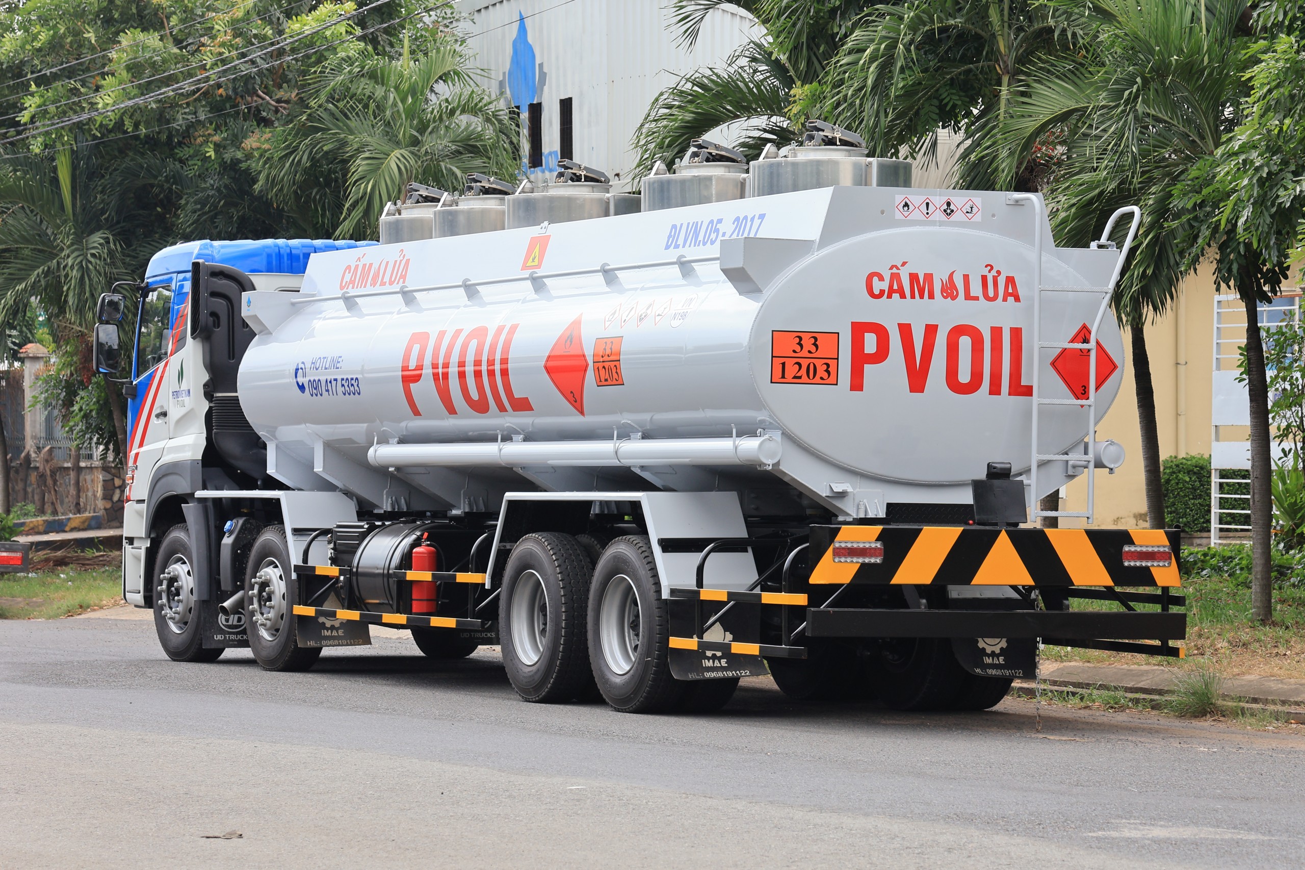 8x4 CGE 350 Xitec 24m³ IMAE - http://marketing.udtrucks.com.vn/file/udtrucks/CGE-350/v2026-xitec-24m3/photo/img_5972.jpg