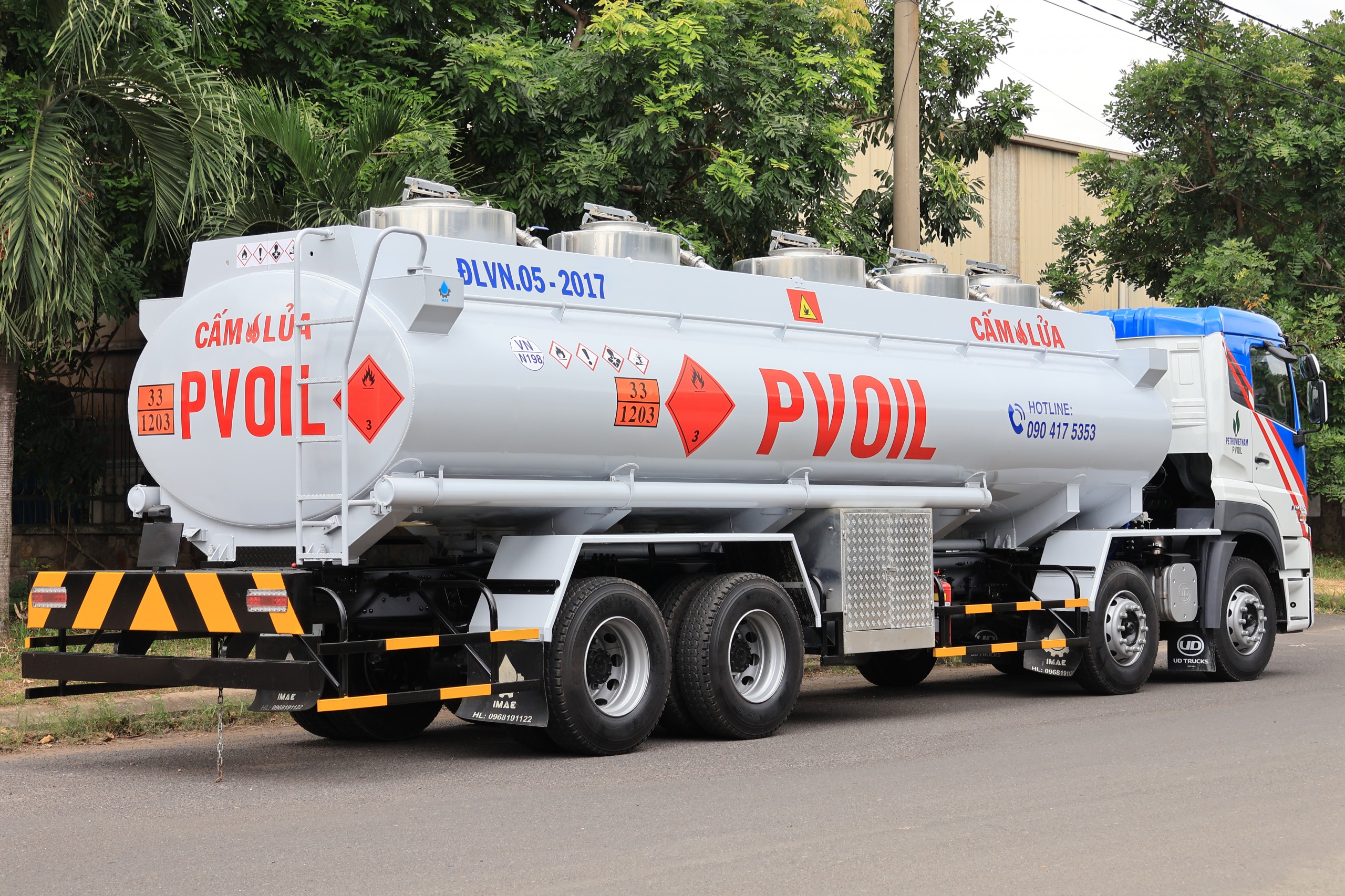 8x4 CGE 350 Xitec 24m³ IMAE - http://marketing.udtrucks.com.vn/file/udtrucks/CGE-350/v2026-xitec-24m3/photo/img_5979.jpg