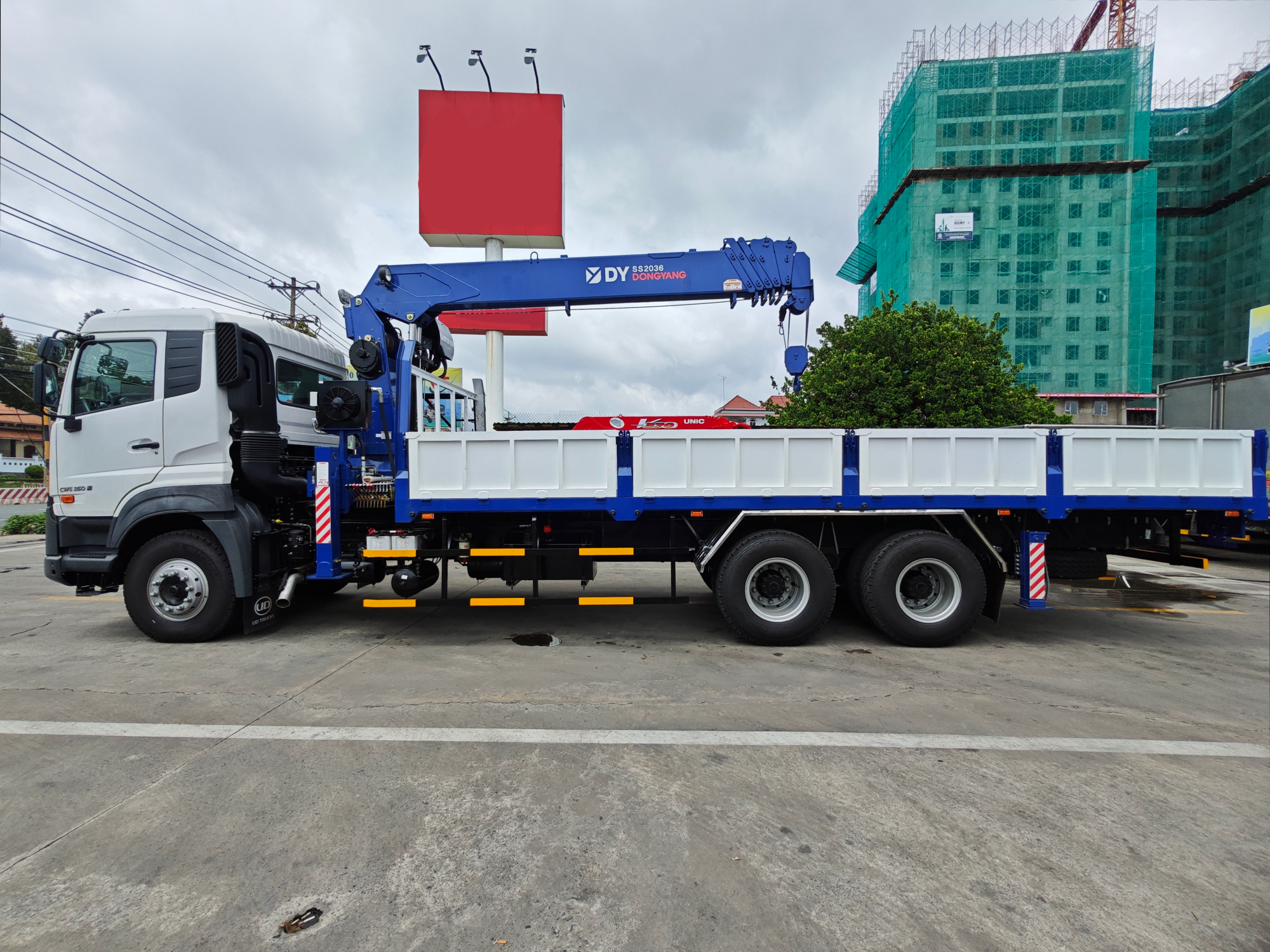 Cẩu Dongyan 6x4 CWE 350 - http://marketing.udtrucks.com.vn/file/udtrucks/CWE-350/Dongyan/photo/IMG_20240717_110726.png