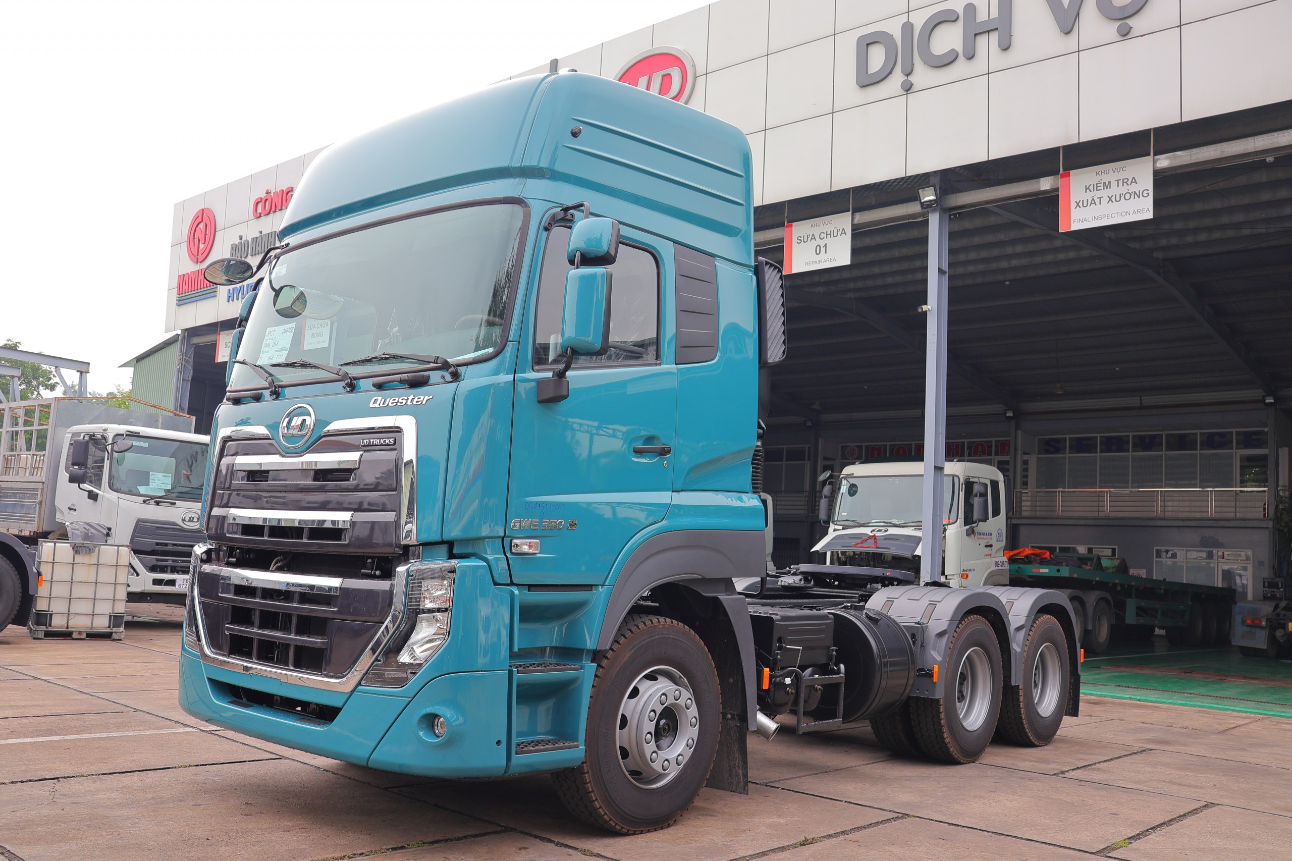 6x4 GWE 350 XXSL Green - http://marketing.udtrucks.com.vn/file/udtrucks/GWE-350-XXSL/Green/photo/img_5305.jpg