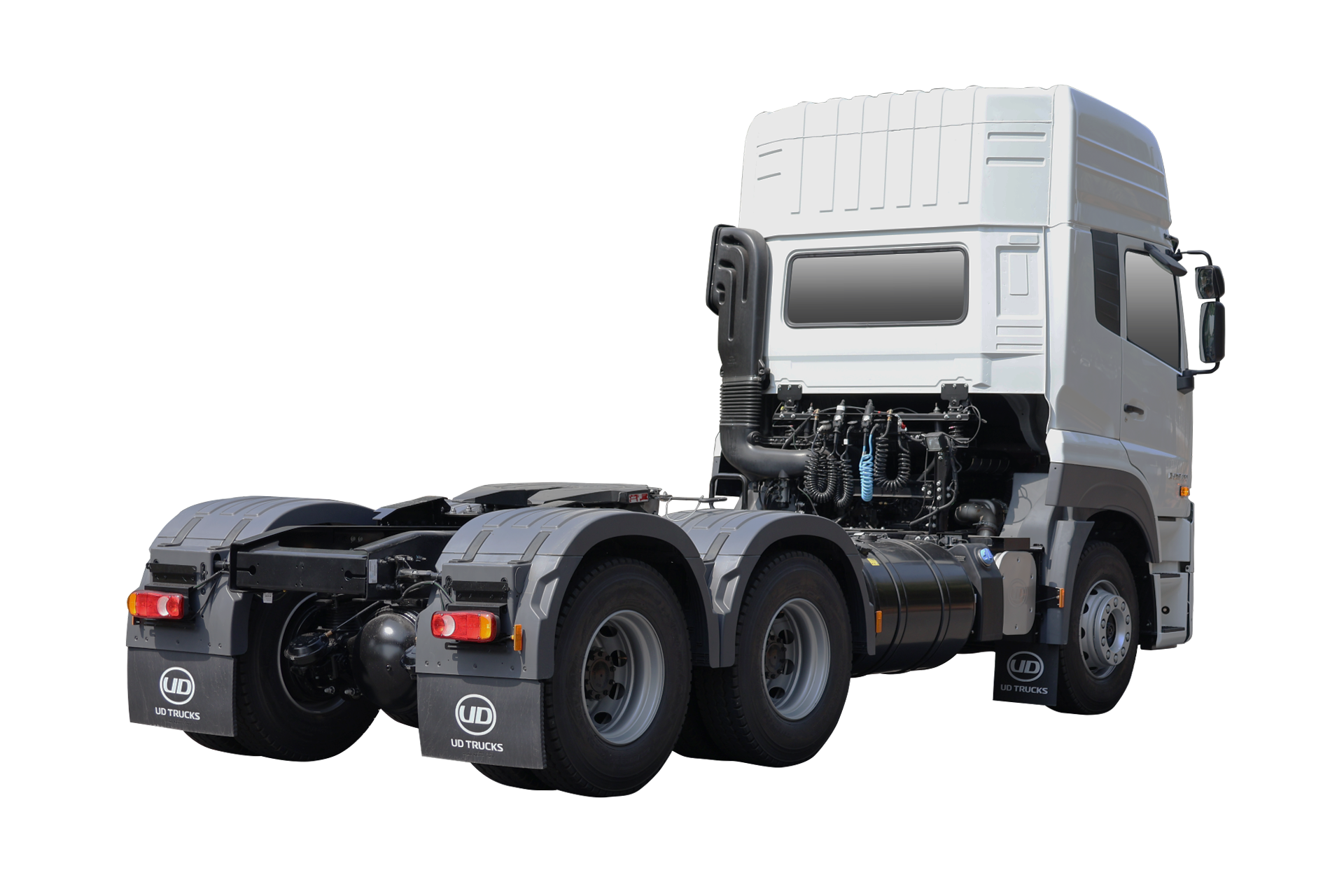 Đầu Kéo Nóc Cao 6x4 GWE 350 - http://marketing.udtrucks.com.vn/file/udtrucks/GWE-350-XXSL/low/IMG_7644_new.png