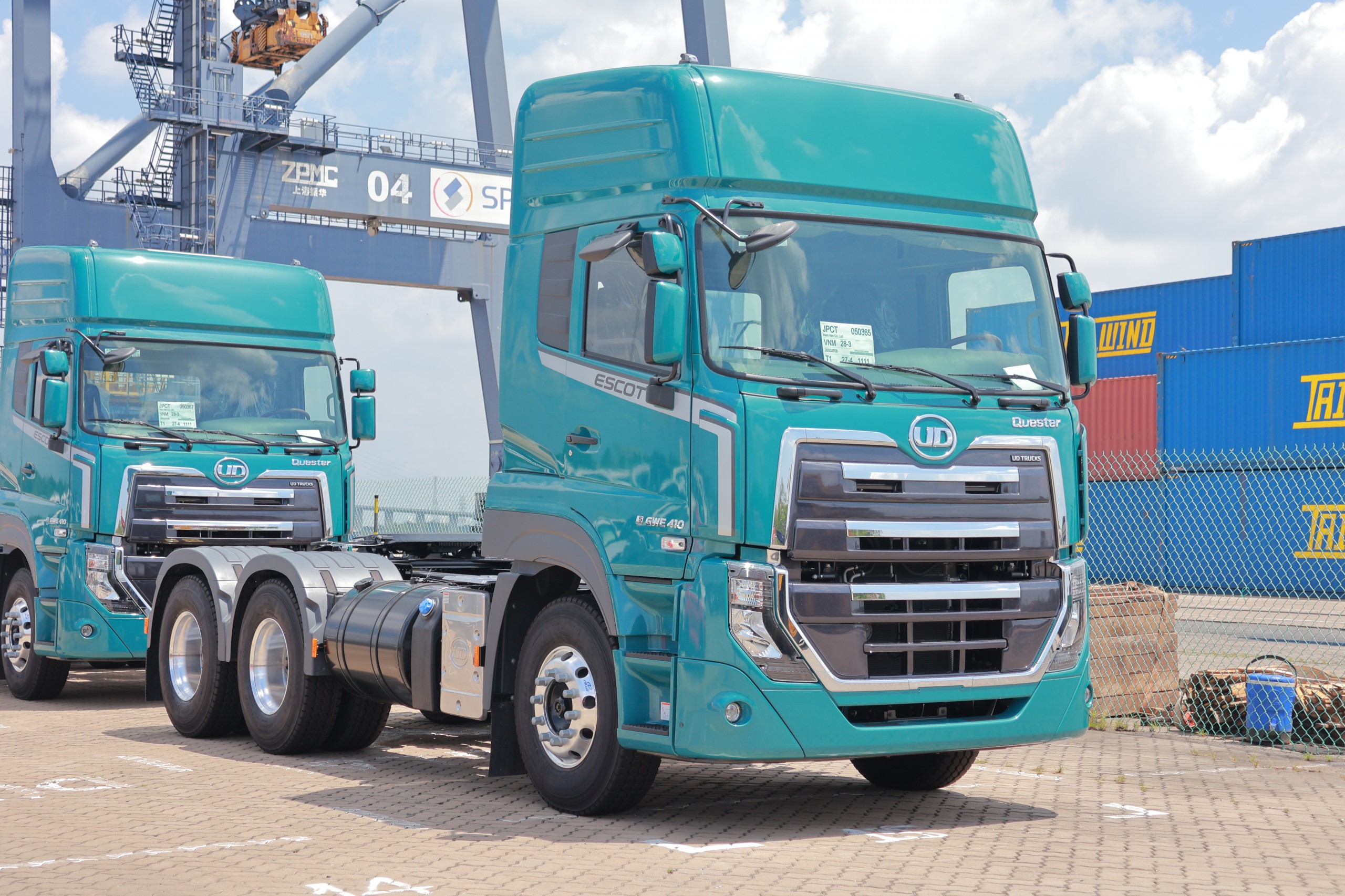 Đầu kéo GWE 410 XXSL Green