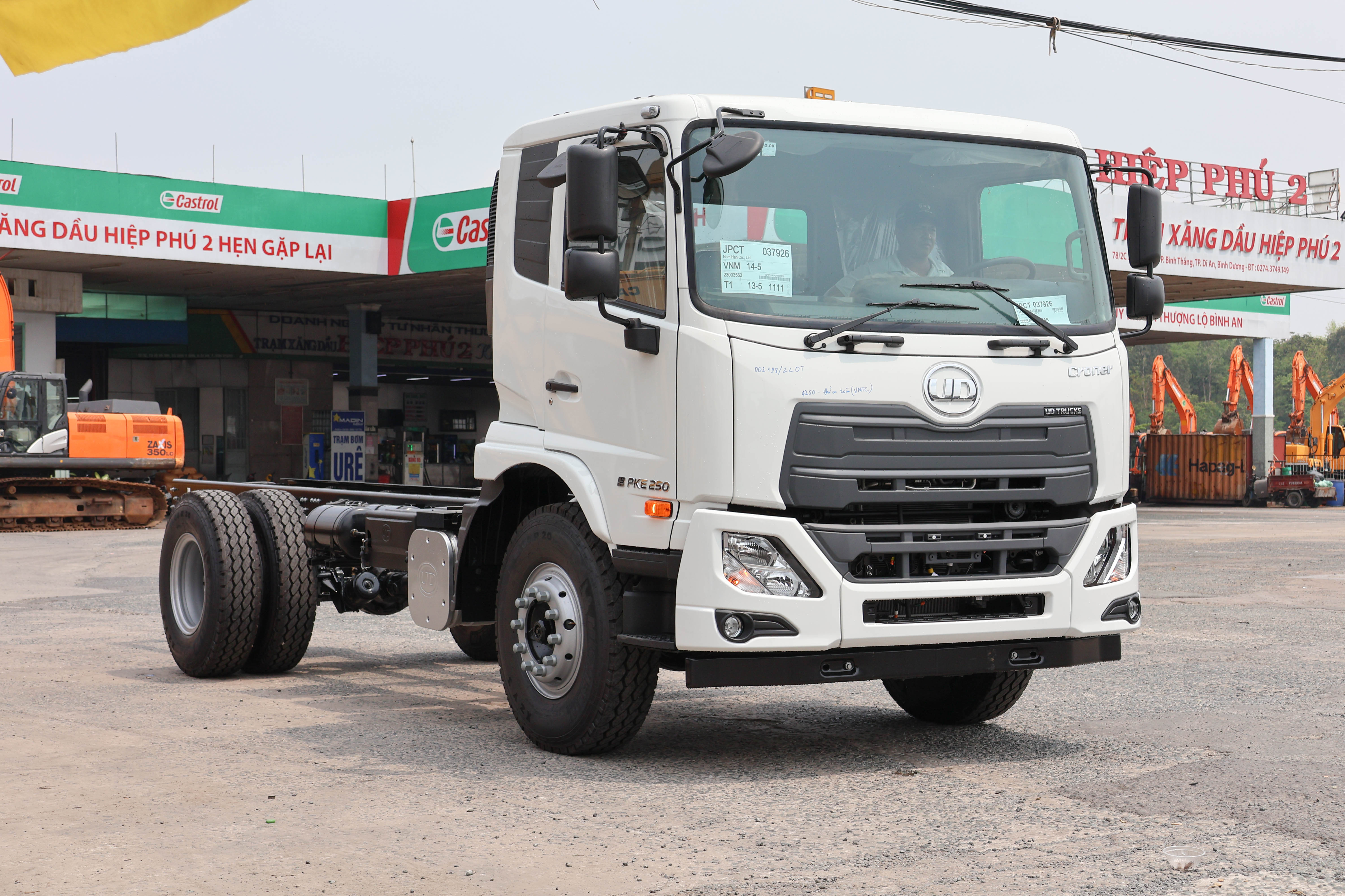 Chassis 4x2 PKE 250 WB4250 - http://marketing.udtrucks.com.vn/file/udtrucks/PKE-250/4250/photo/IMG_0451.jpg