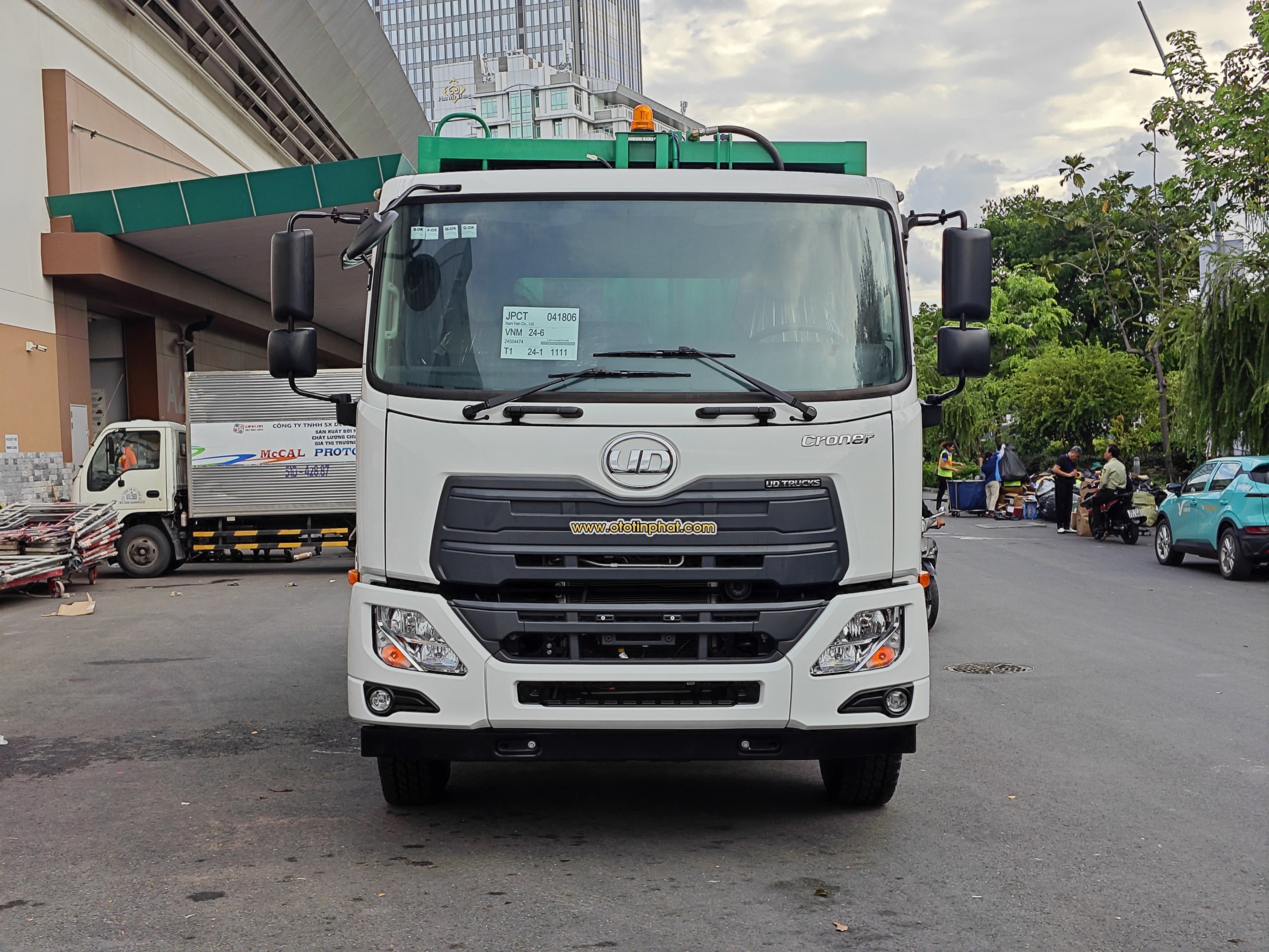 Xe Ép Rác 4x2 PKE 250 - http://marketing.udtrucks.com.vn/file/udtrucks/PKE-250/Ep-Rac/photo/img_20250525_160358.jpg